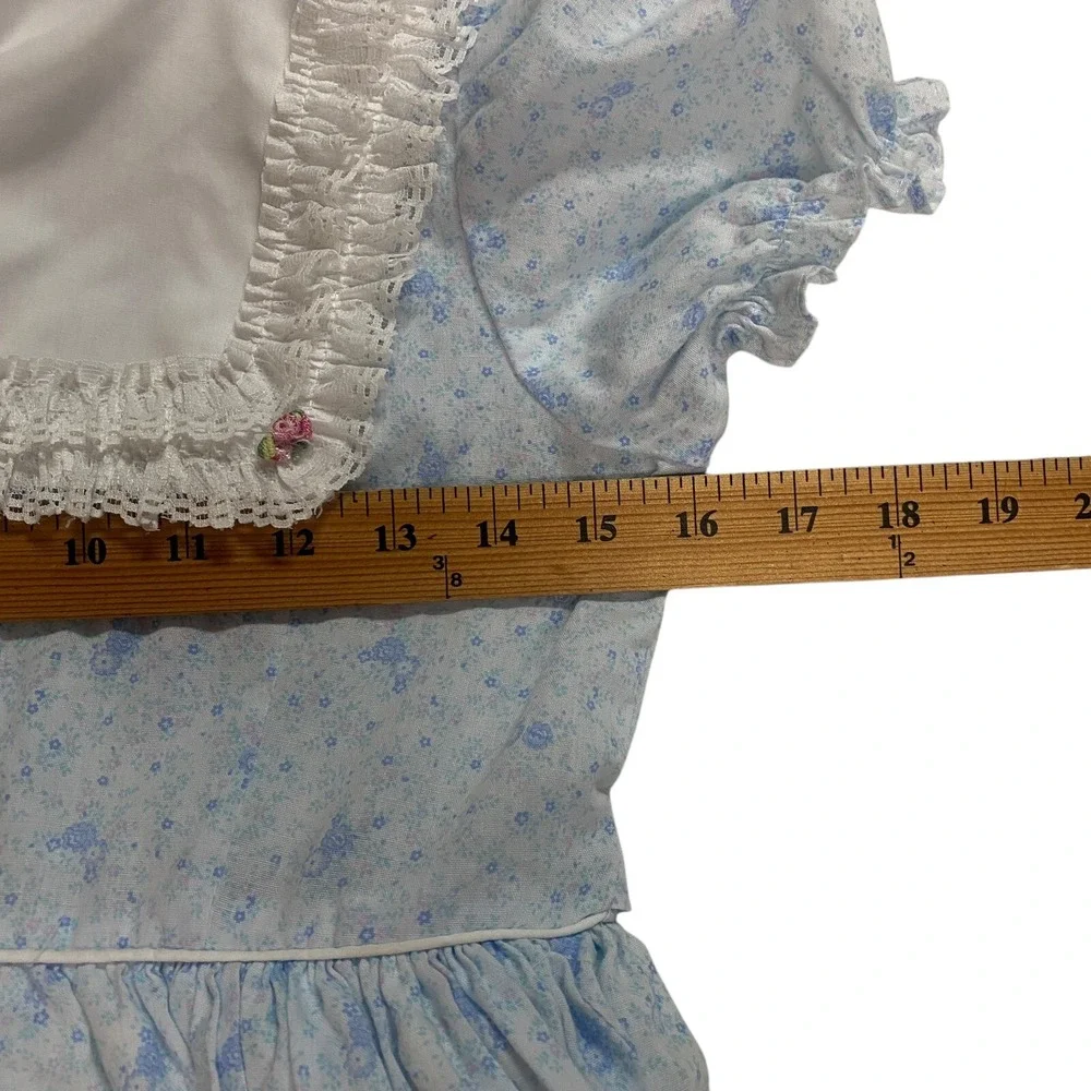 Vintage Golden Age Formal Dress Size 8 Blue & White‎ Ruffled Lace Round Tiered